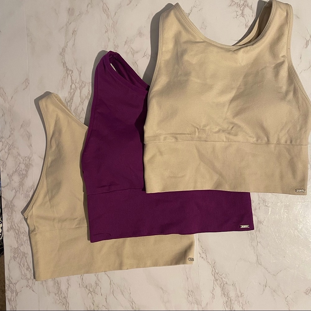 NEW🥳VS/PINK Set of 3 Bras